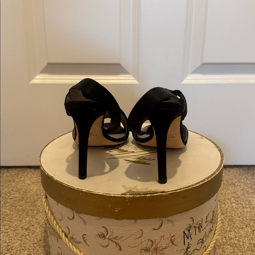 Valentino Garavani Black Rosette Sandal Heels - Picture 3 of 7